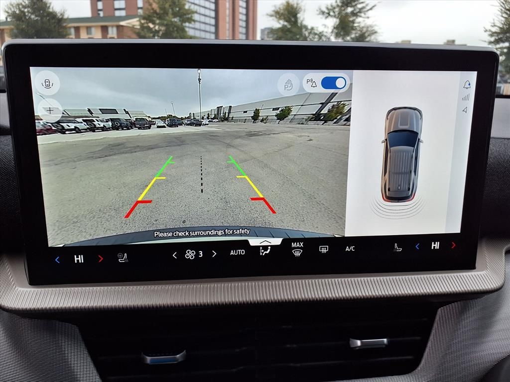 2026 Ford Explorer Active - Photo 9