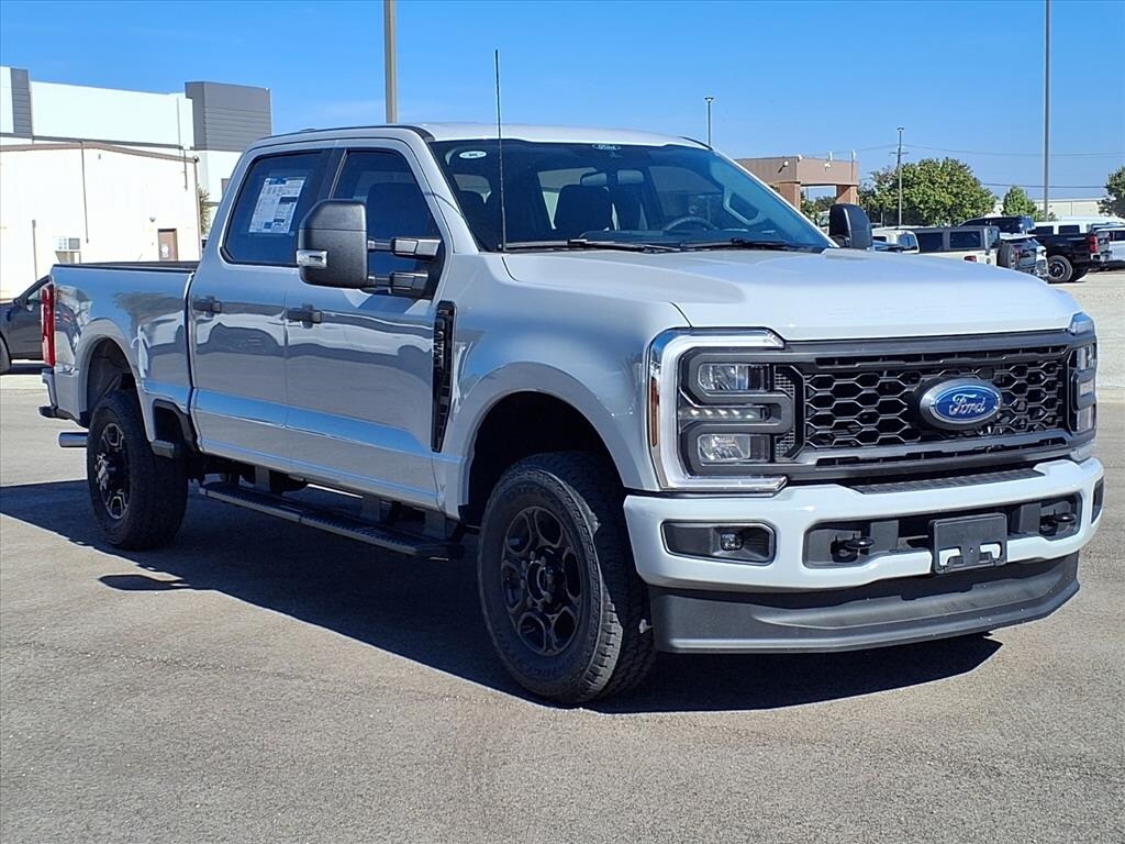 2026 Ford F-250 XL photo 3