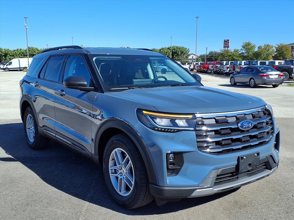 New 2026 Ford Explorer Active SUV
