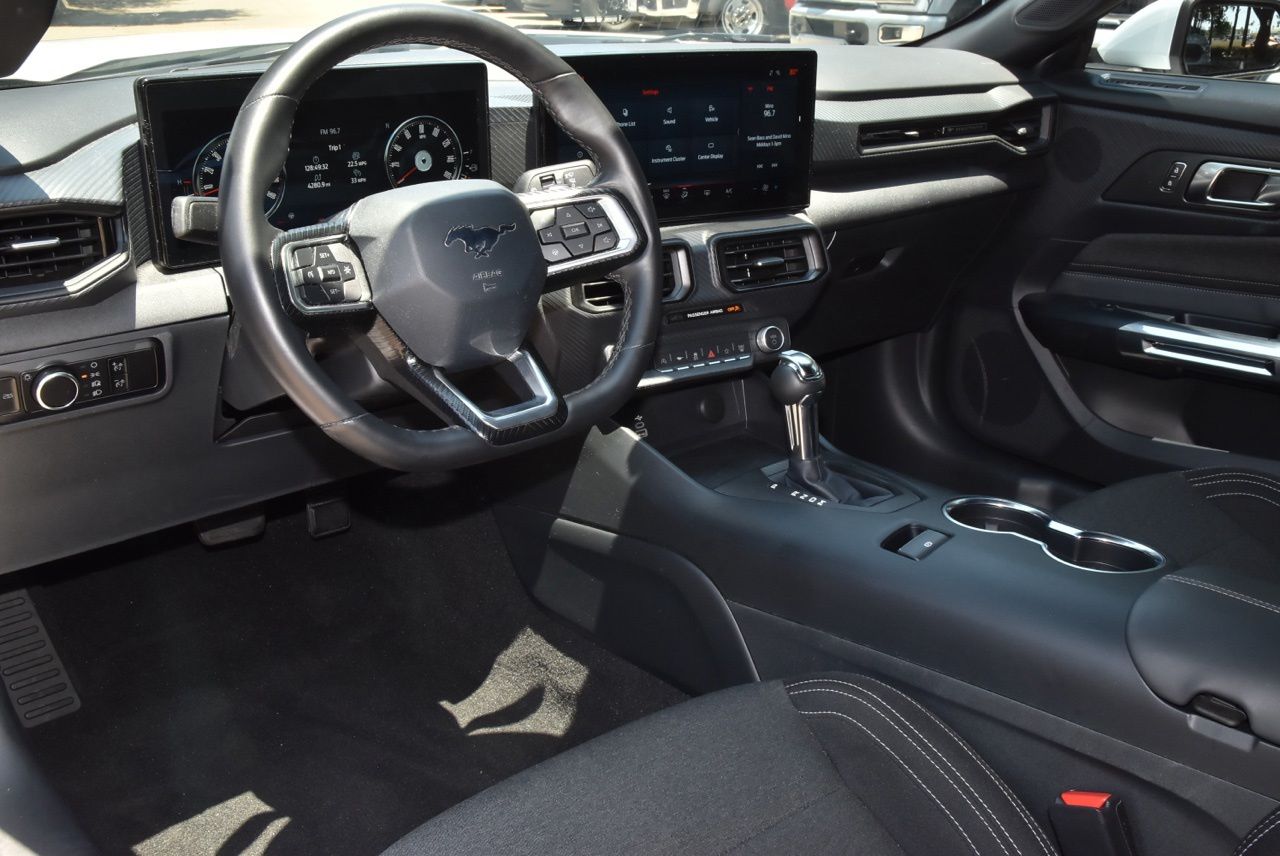 2024 Ford Mustang 13