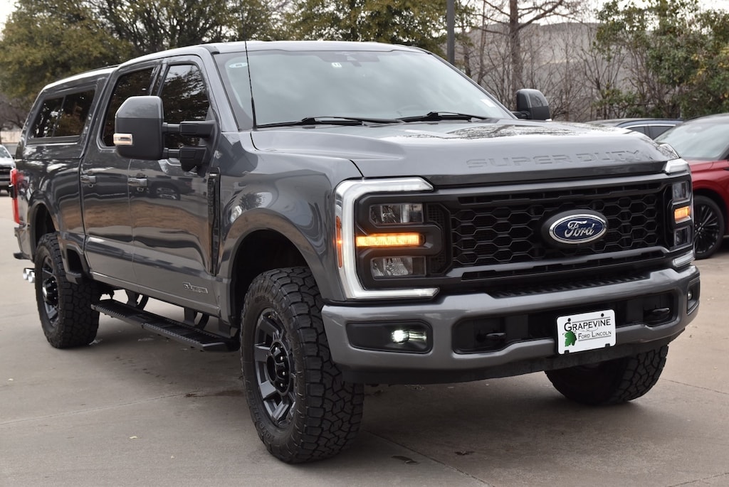 Used 2023 Ford F-250 Lariat Truck Crew Cab