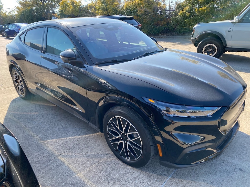 Used 2025 Ford Mustang Mach-E Premium SUV