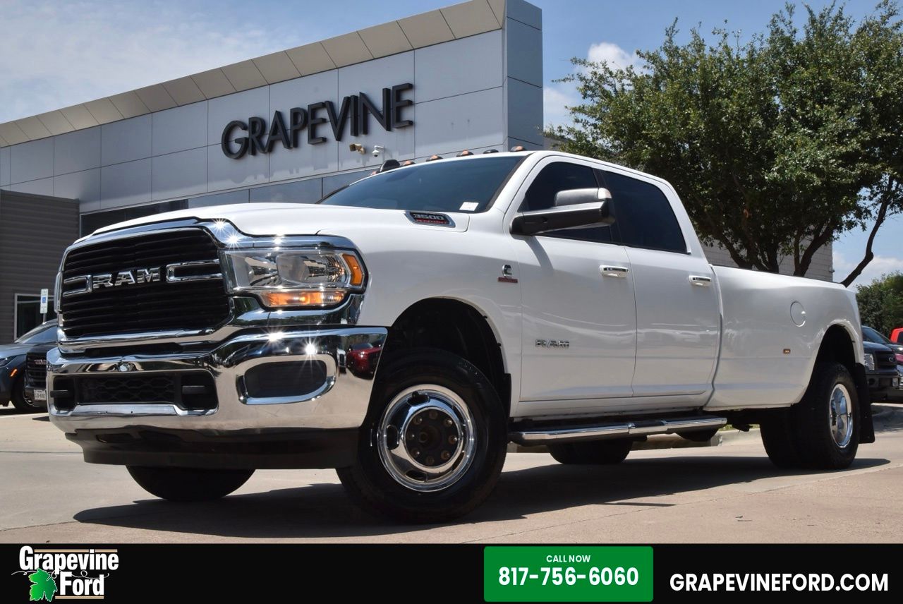 2019 RAM 3500 Big Horn 4X4 Crew Cab LWB's photo