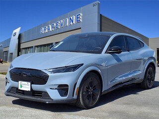 2025 Ford Mustang Mach-E GT SUV 2025 Ford Mustang Mach-E GT SUV