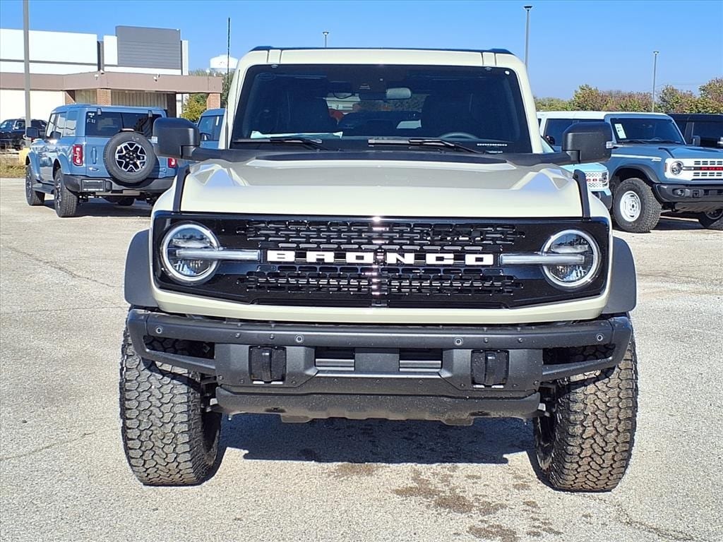 New 2025 Ford Bronco Badlands SUV