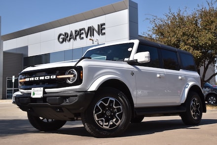 2025 Ford Bronco Outer Banks SUV