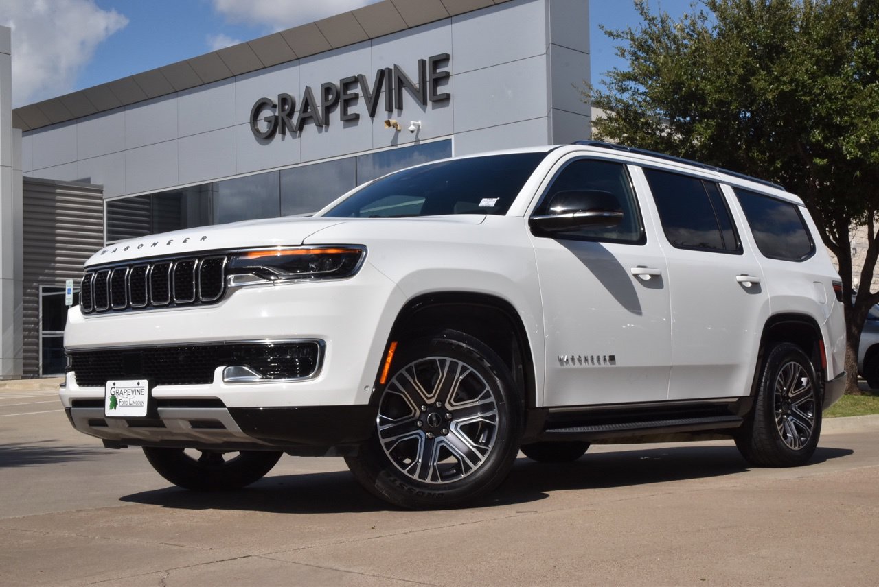 Used 2025 Jeep Wagoneer Series II SUV