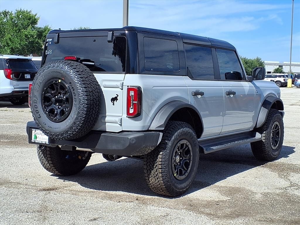 New 2026 Ford Bronco Outer Banks SUV