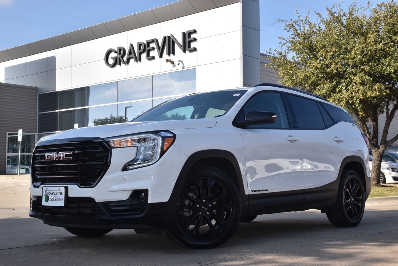 2022 GMC Terrain SLT's photo