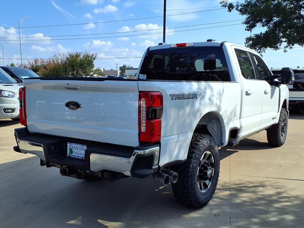 2026 Ford F-250 Lariat photo 4