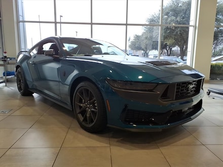 2026 Ford Mustang Dark Horse CAR