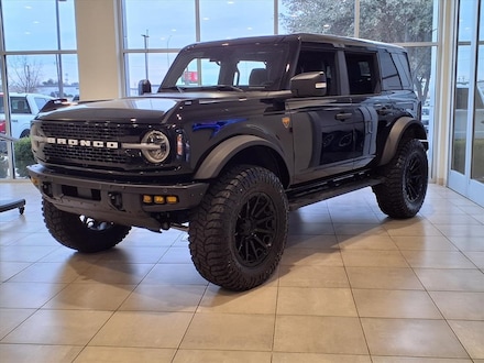 2025 Ford Bronco Badlands SUV