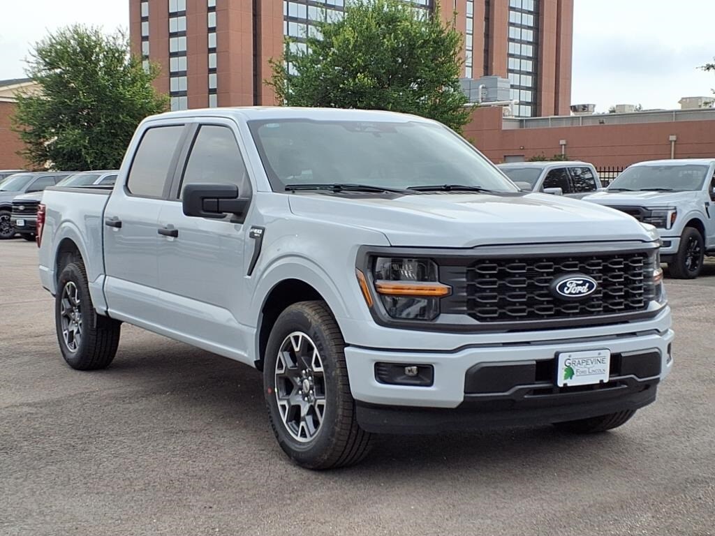 2025 Ford F-150 STX photo 3