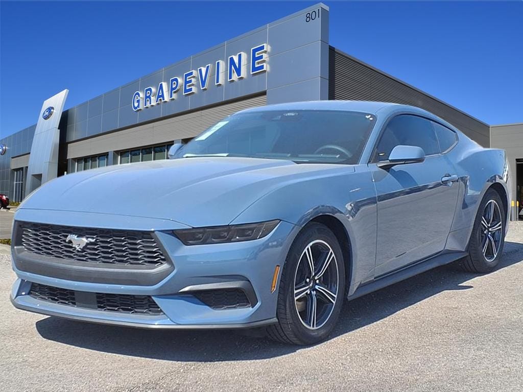 2025 Ford Mustang EcoBoost's photo