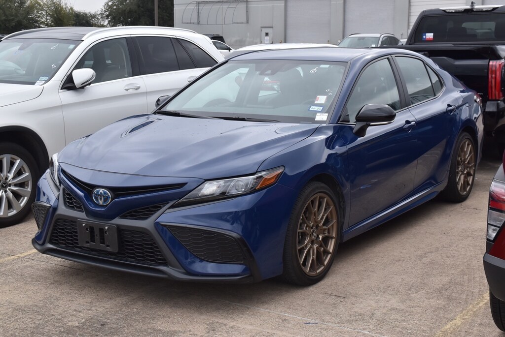 Used 2024 Toyota Camry Hybrid SE Sedan