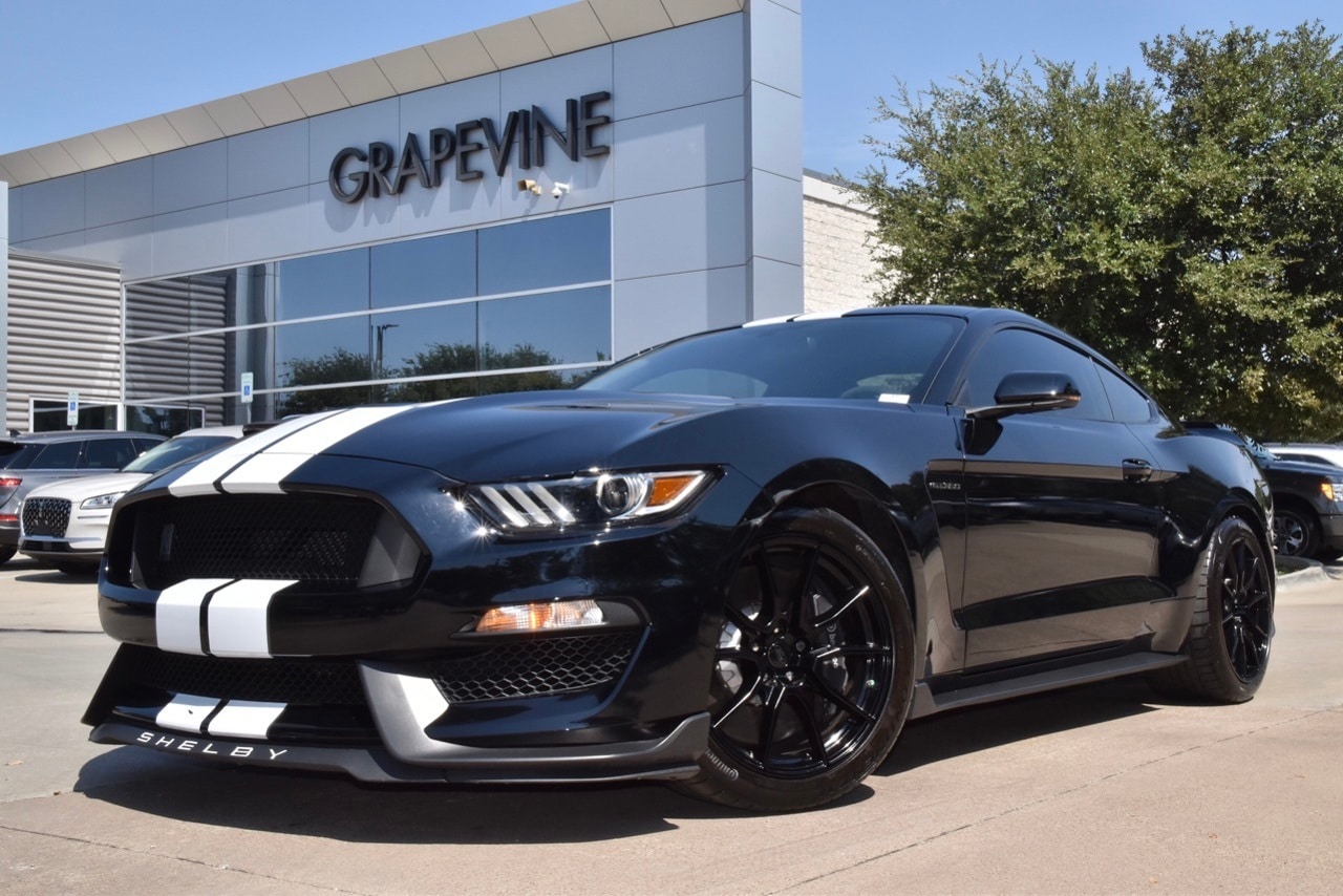 Used 2019 Ford Mustang Shelby GT350 with VIN 1FA6P8JZ8K5552889 for sale in Grapevine, TX