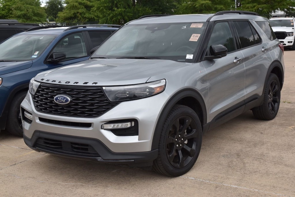 Used 2024 Ford Explorer ST-Line SUV
