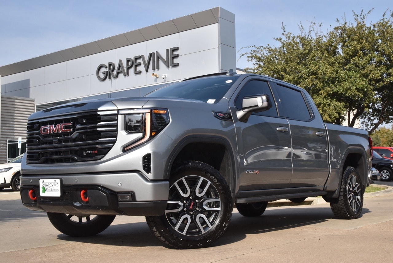 2024 GMC Sierra 1500 AT4's photo