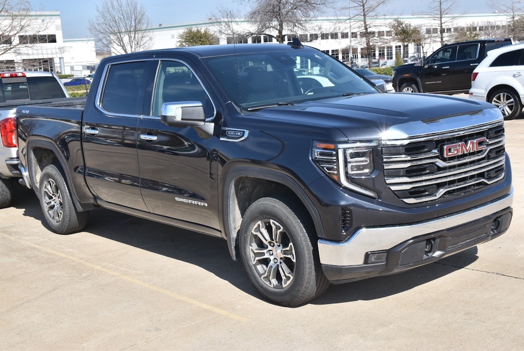 Used 2025 GMC Sierra 1500 SLT Truck Crew Cab