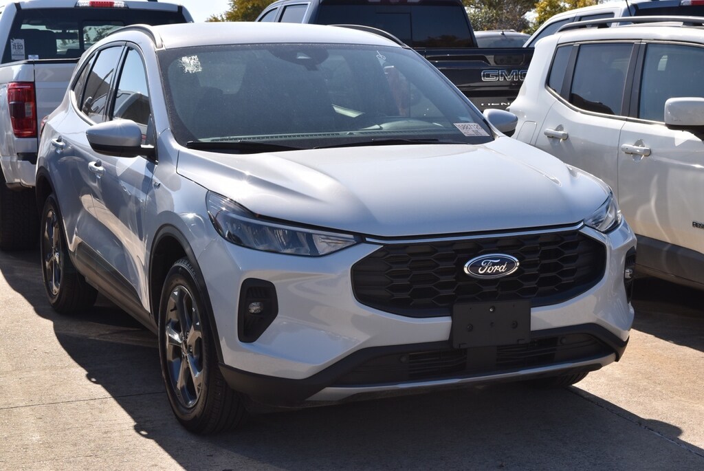 Used 2025 Ford Escape ST-Line Select SUV