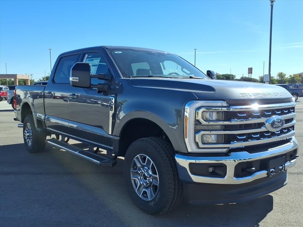 New 2026 Ford F-250 Lariat Truck Crew Cab