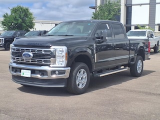 2025 Ford F-250 XLT Truck Crew Cab