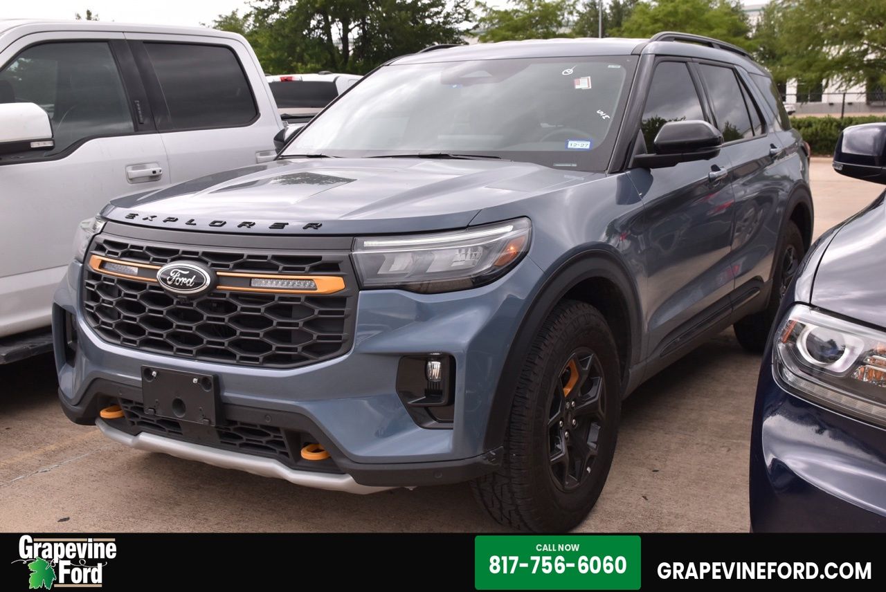 2026 Ford Explorer Tremor 4WD's photo