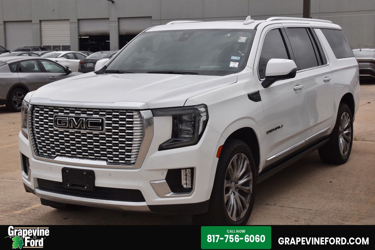 2022 GMC Yukon Denali AWD's photo