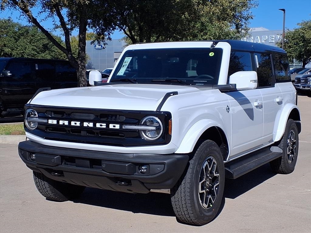 2025 Ford Bronco 4-Door Outer Banks's photo