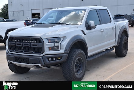 2017 Ford F-150 Raptor Truck SuperCrew Cab