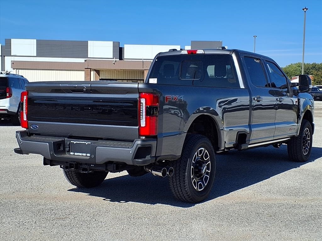 New 2026 Ford F-350 Platinum Truck Crew Cab