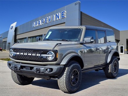 2025 Ford Bronco Badlands SUV