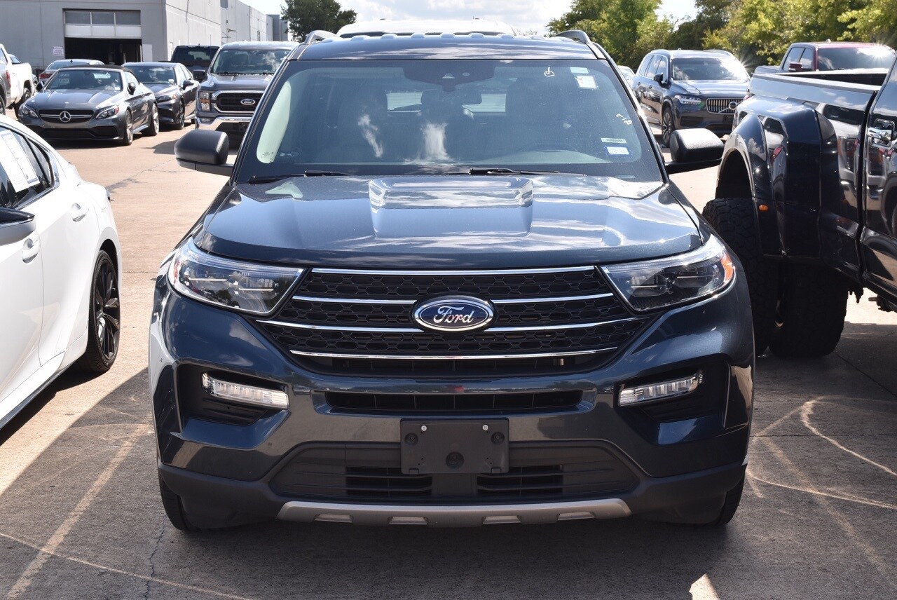2022 Ford Explorer XLT photo 2