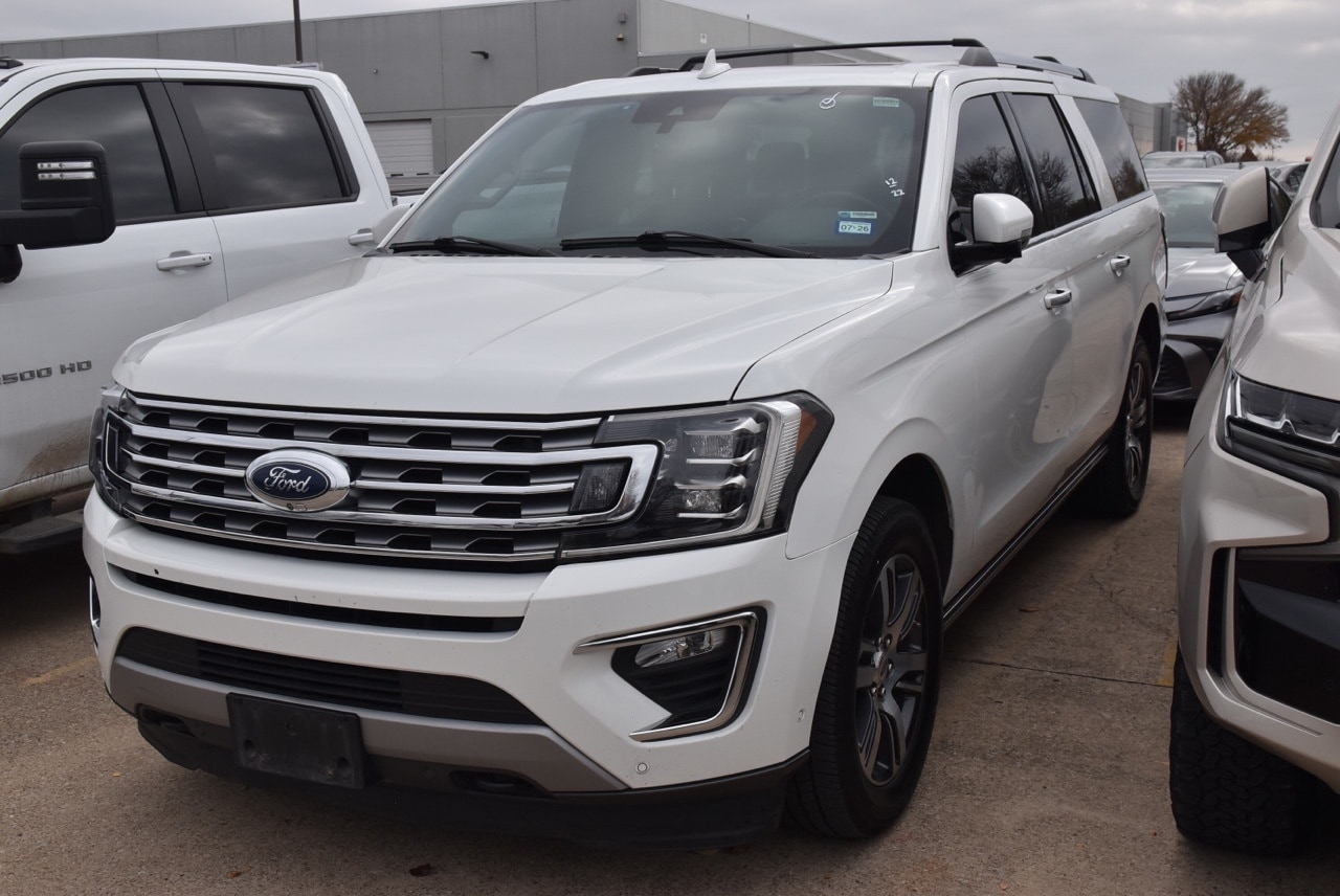 2021 Ford Expedition Limited's photo
