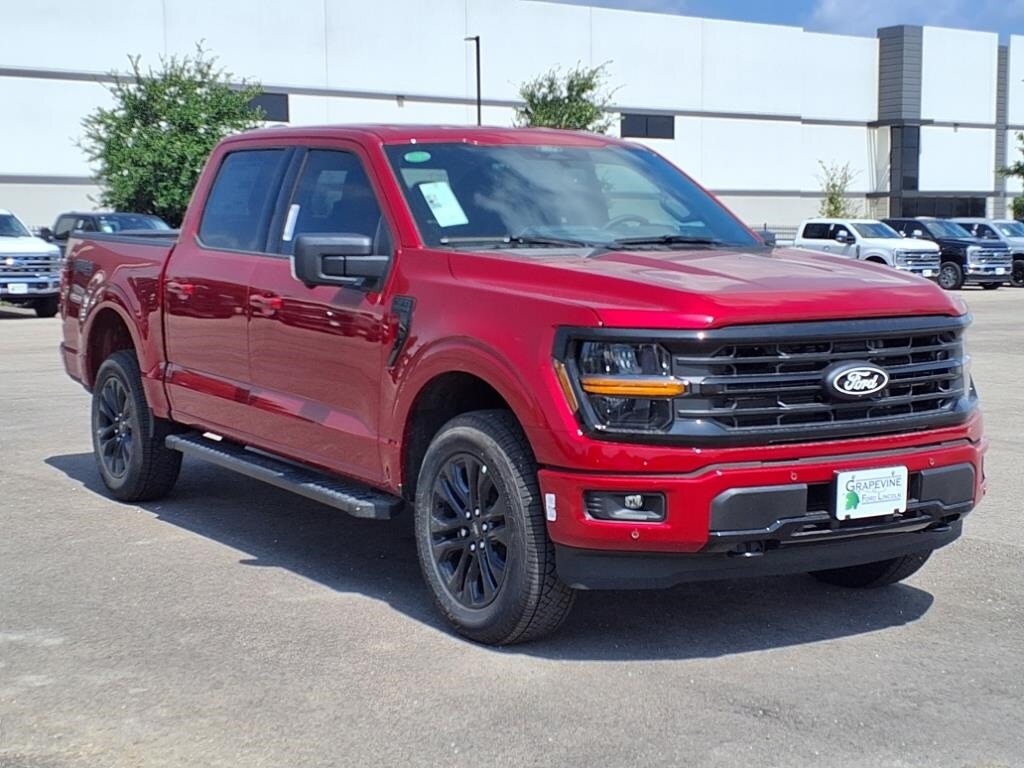 2025 Ford F-150 XLT photo 3