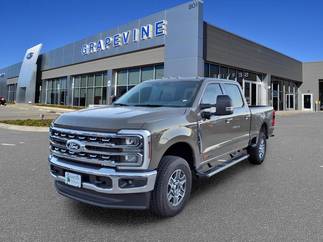 2027 Ford F-250 Lariat Truck Crew Cab