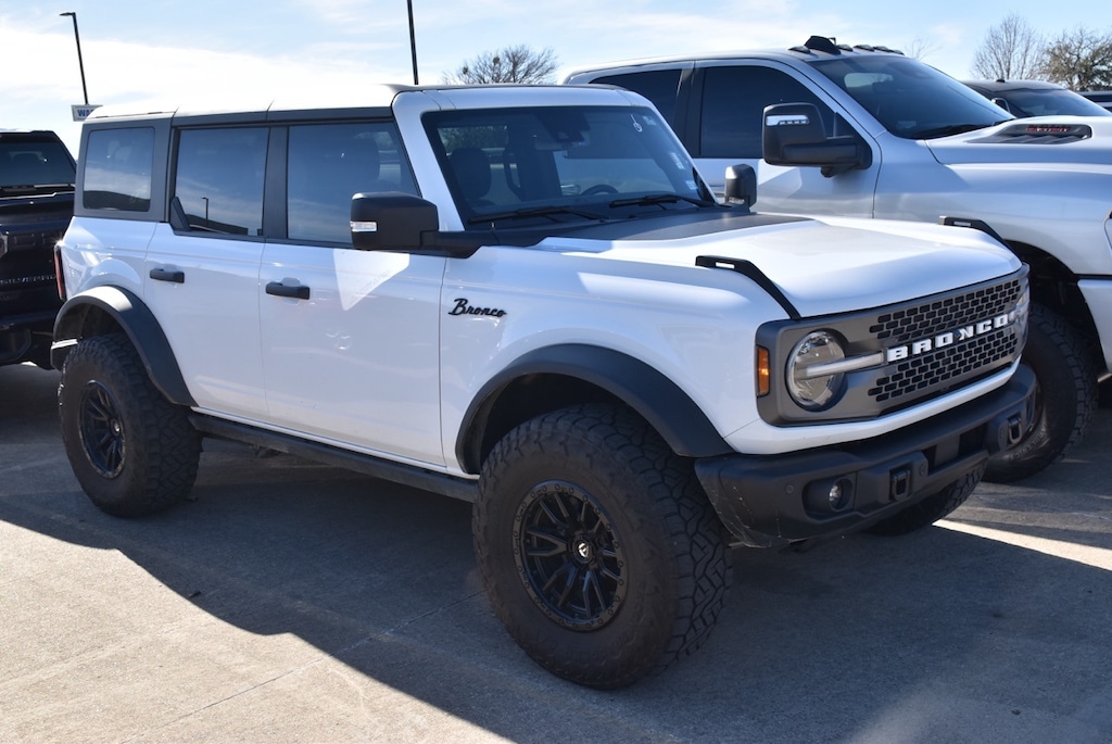Used 2023 Ford Bronco Badlands SUV