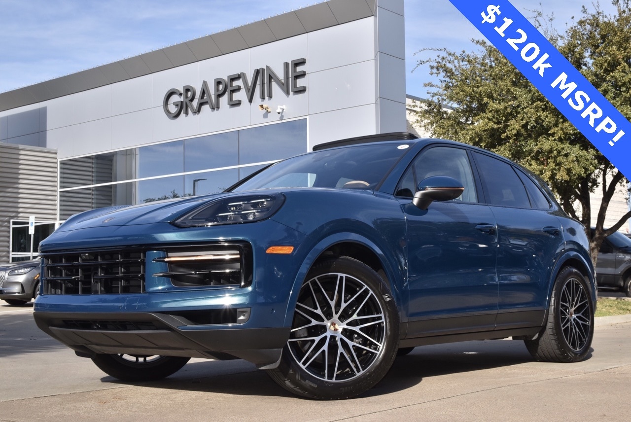 2025 Porsche Cayenne Standard's photo