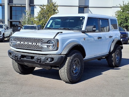 2025 Ford Bronco Badlands SUV