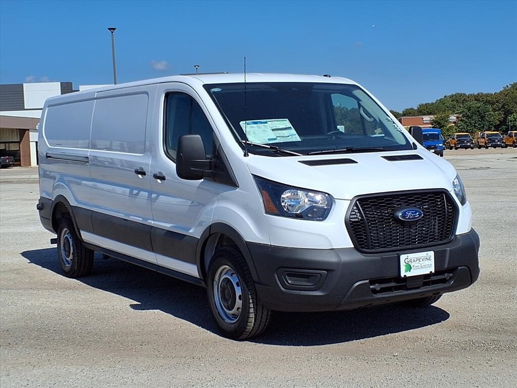 2025 Ford Transit photo 3