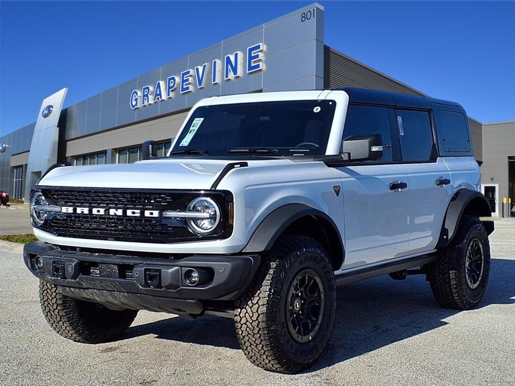 New 2025 Ford Bronco Badlands SUV
