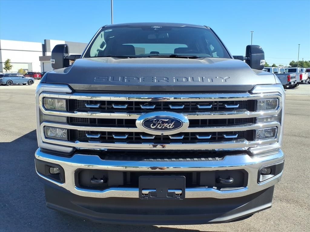 New 2026 Ford F-250 Lariat Truck Crew Cab