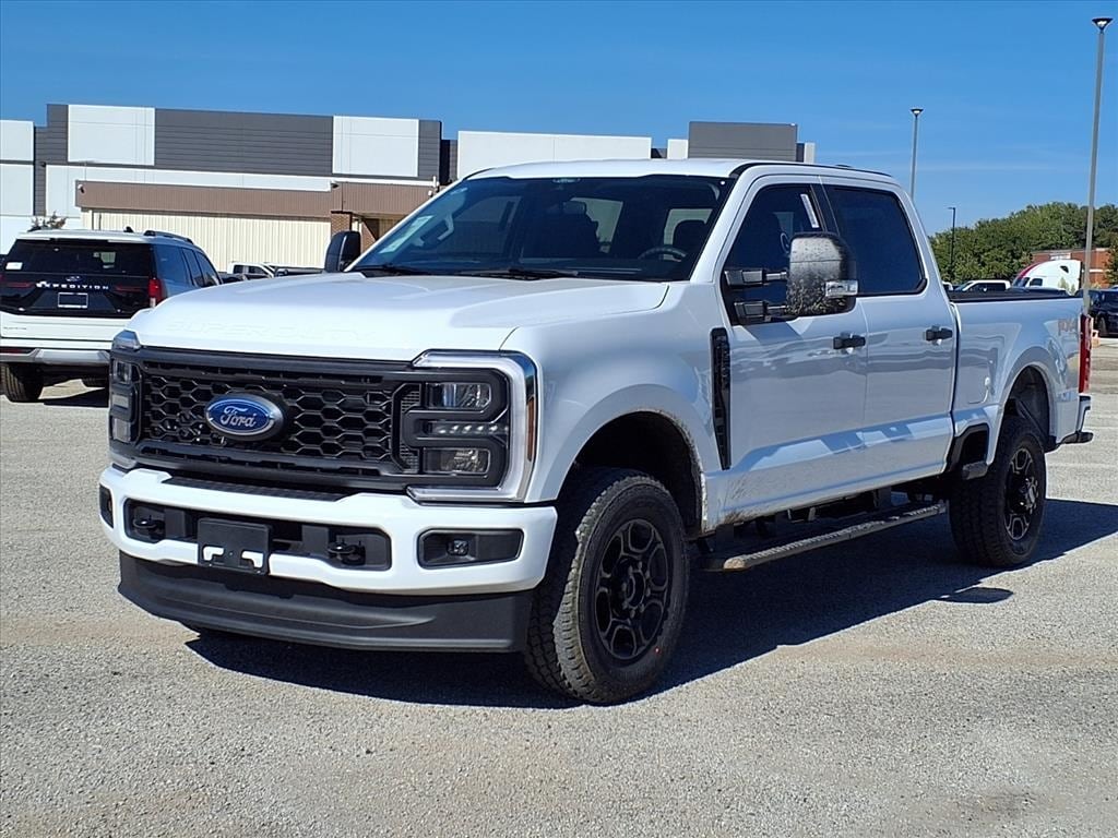 New 2026 Ford F-250 XL Truck Crew Cab