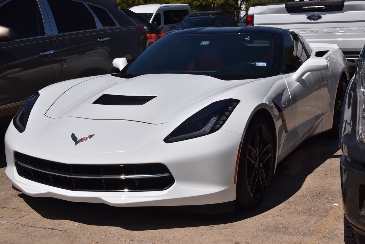 Used 2016 Chevrolet Corvette 1LT with VIN 1G1YB2D74G5110149 for sale in Grapevine, TX