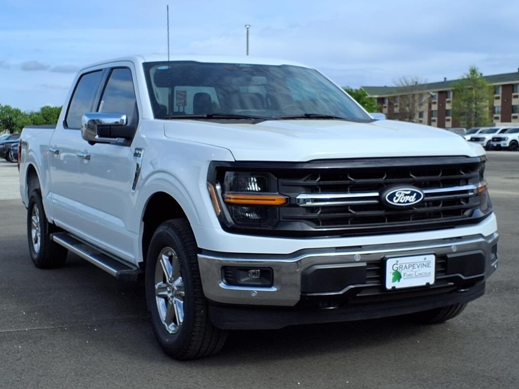 2025 Ford F-150 XLT photo 3