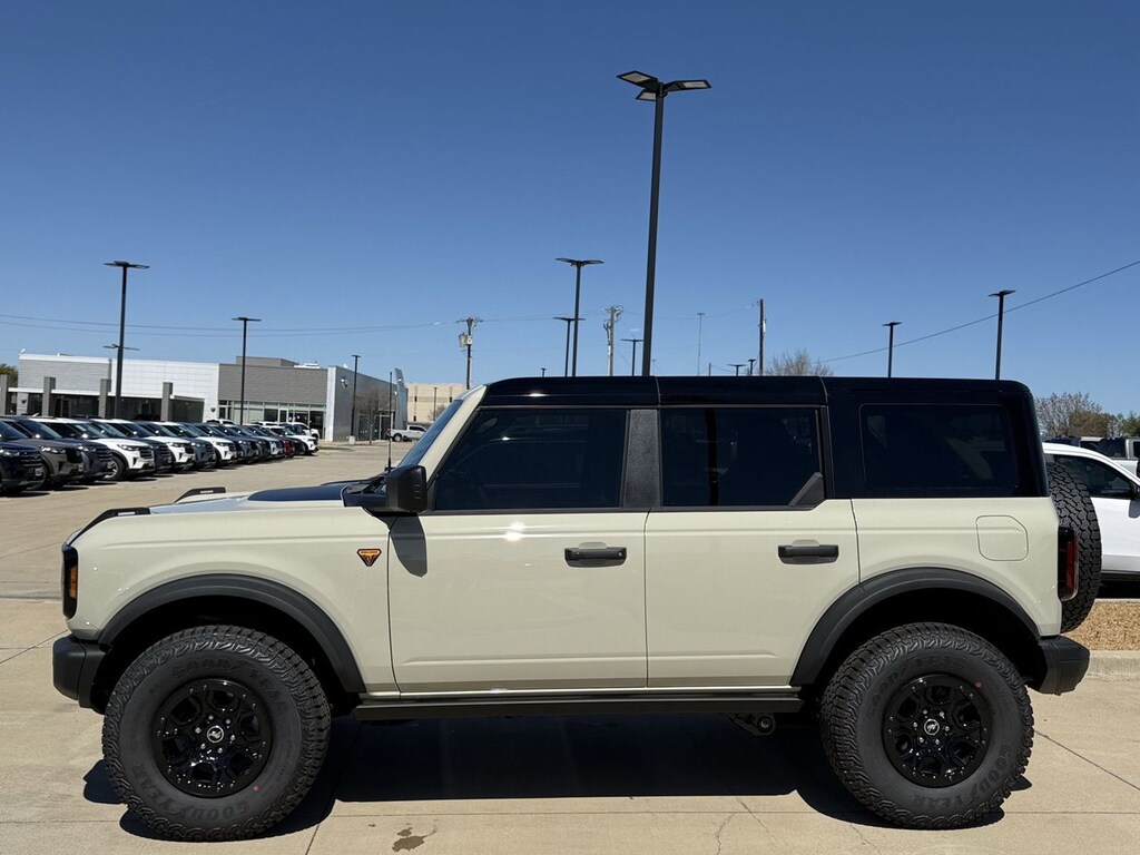 New 2026 Ford Bronco Badlands SUV