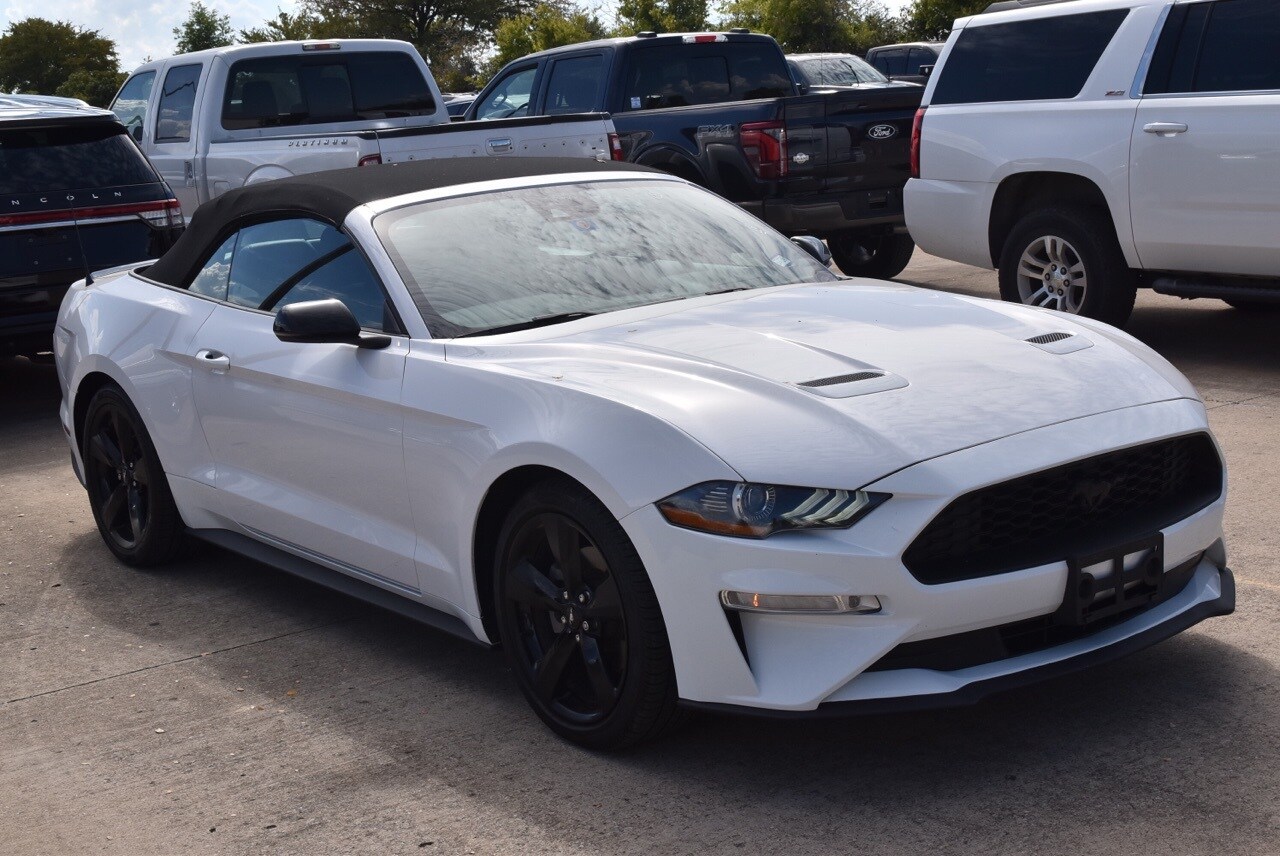 2021 Ford Mustang EcoBoost Premium Convertible photo 3