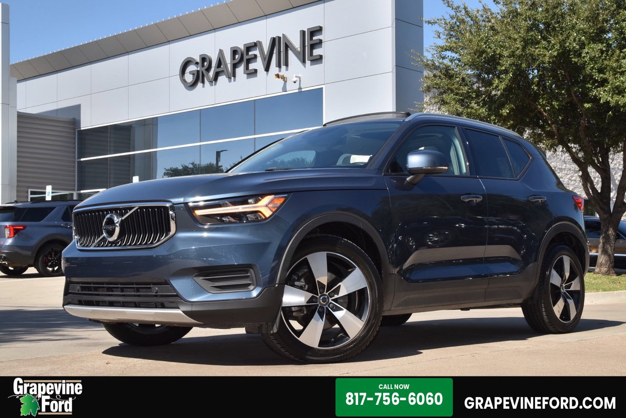 2022 Volvo XC40