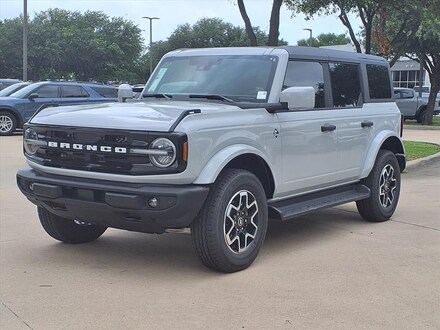 2026 Ford Bronco Outer Banks SUV