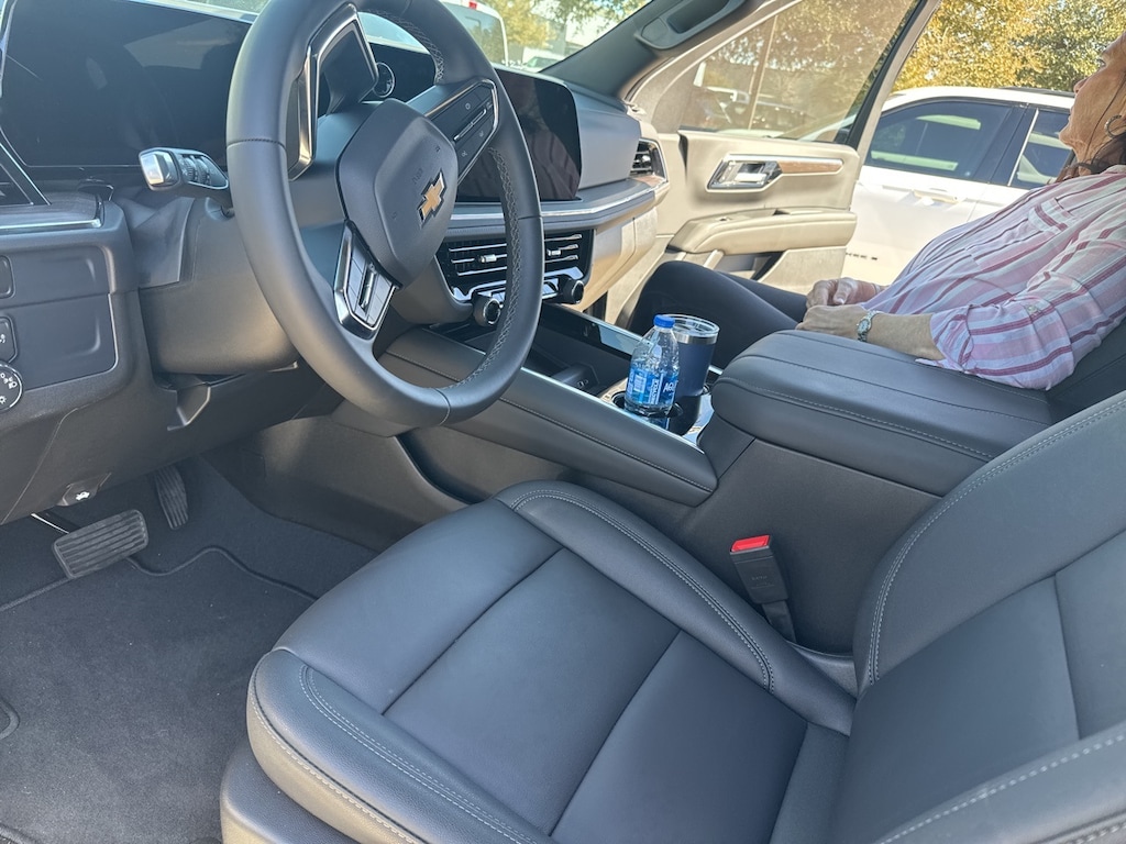 Used 2026 Chevrolet Suburban LT SUV